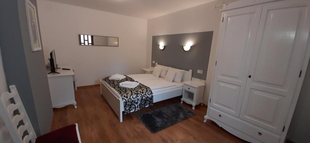 Gasthof Clara Sibiu Oda fotoğraf